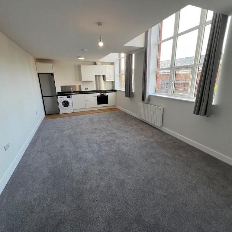 1 bedroom flat to rent - Photo 1