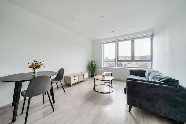 2 bedroom apartment to rent - Photo 1