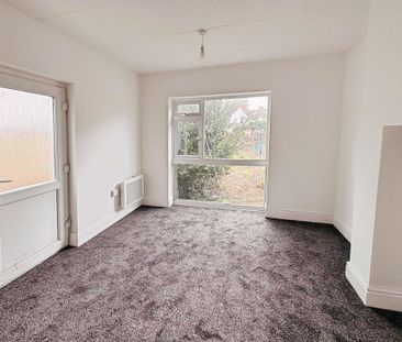 Studio to rent - Photo 6