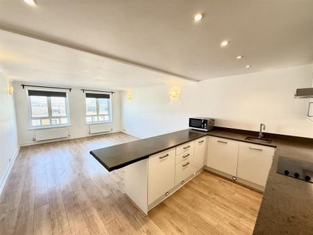 2 bedroom flat to rent - Photo 5