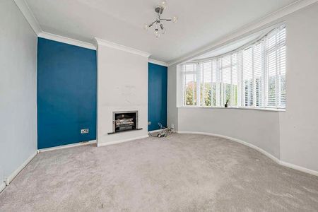 Moorfield Road, Denham, UB9 - Photo 4