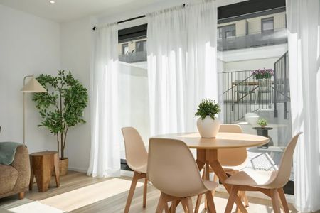 Carrer de Castelao, L'Hospitalet de Llobregat, Catalonia 08902 - Photo 3