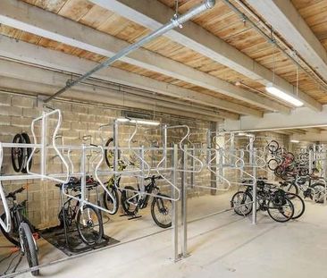 New 2bdrm, 2nd Floor Apartment with Pool! - Photo 1