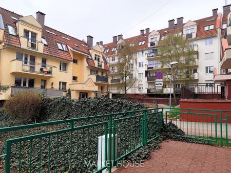Duża kawalerka z balkonem - Zdjęcie 4