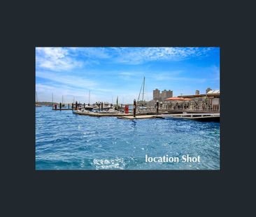 One Bedroom Apartment with Parking - Photo 2