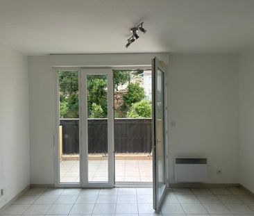 Location Appartement 2 pièces 38m² BRIGNOLES 83170 - Photo 1