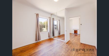 TIDY 2 BEDROOM HOME - Photo 4