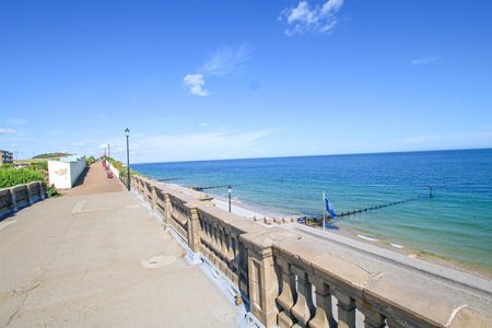 St Nicholas Place, Sheringham - Photo 5