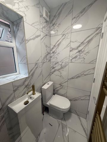 3 Bed Detached House, Malmesbury Road, SO15 - Photo 3