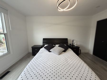 For Lease - 70 Fiddlers Green Road Unit# 4, London North, Ontario - Photo 5