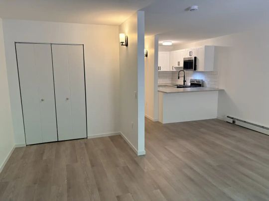 CASA DEL MAR APARTMENTS — 103 - Photo 1