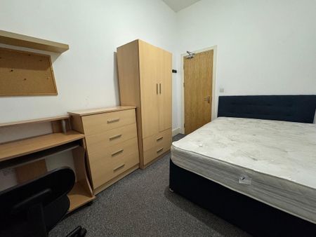 5 bedroom property to rent - Photo 4