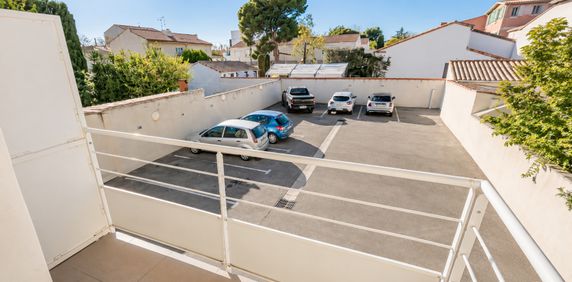 À LOUER STUDIO AVEC PARKING NARBONNE - Photo 2