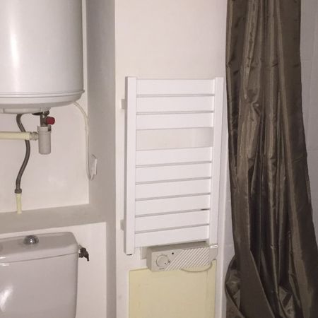 Studio 17 m2 à louer au coeur des Allées Provençales - Photo 4