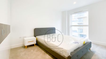 Pegler Square, Kidbrooke, London, SE3 9GW - Photo 2