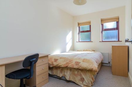 16 Myrtlefield Manor, Lisburn Road, Belfast, BT9 6NE - Photo 5