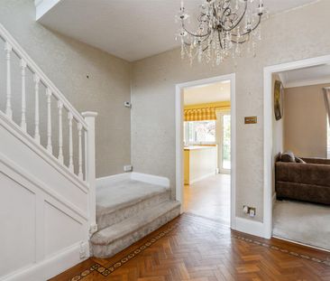 4 bed detached house to rent in Streetsbrook Road, Solihull, B91 - Photo 2