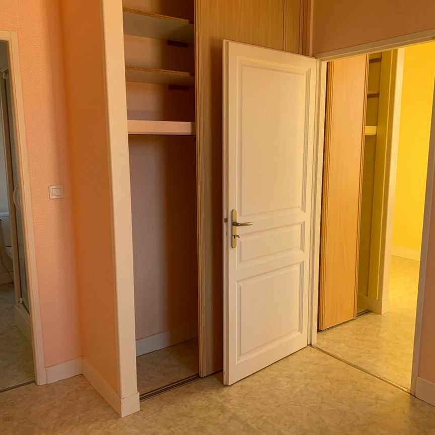 Location Appartement 2 pièces 33m² PRAYSSAC 46220 - Photo 1