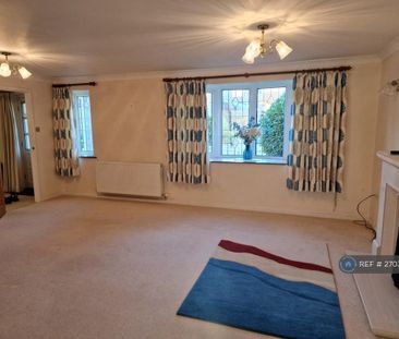 4 bedroom detached house to rent - Photo 4