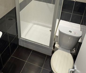 Flat 1, Norman Mount, Kirkstall, Leeds, LS5 3JQ - Photo 6