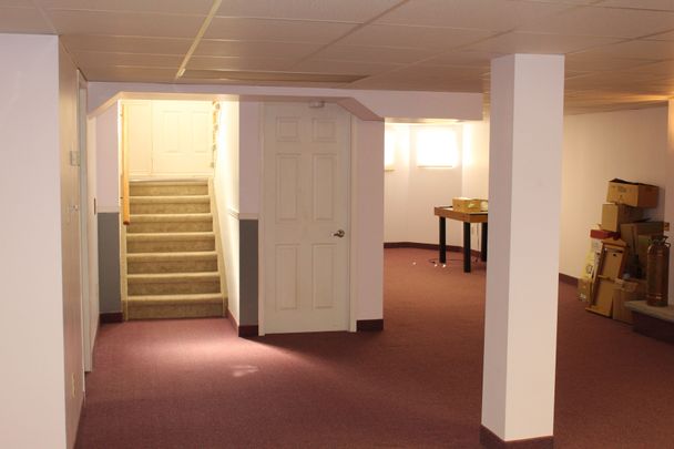 For Lease - 14 Fairway Crescent, Wasaga Beach, Ontario - Photo 1