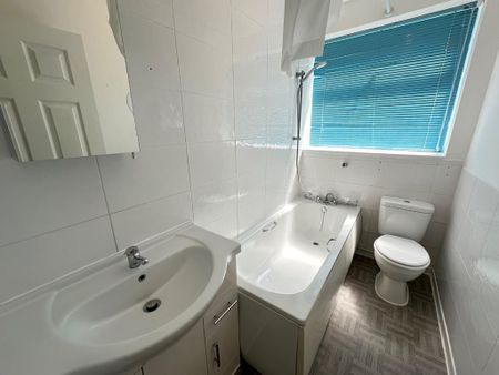 1 bedroom ground floor maisonette to rent - Photo 4