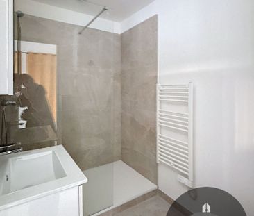 A LOUER AVIGNON INTRAMUROS (84000) : studio avec balcon climatisé- ... - Photo 6