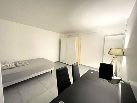 STUDIO F1 30M² MEUBLÉ - VIEUX SAINT MAUR - 5 MIN RER SMC - Photo 4