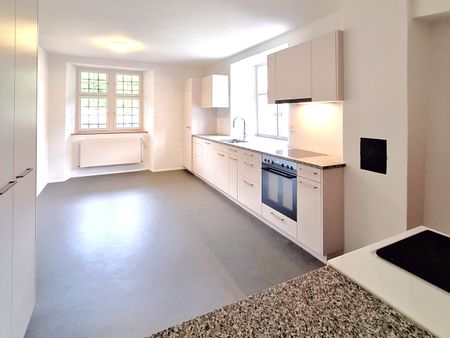Modern restauriertes Pfarrhaus - Wohnen und Arbeiten auf 300 m2 Fläche - Foto 4