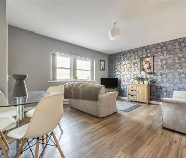 3 bedroom terraced house to rent - Photo 2