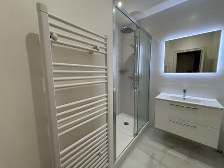 location Appartement T1 DE 46.35m² À PARIS - Photo 3