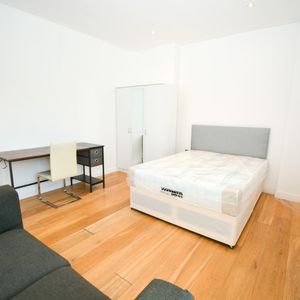 Room in a Shared Flat, Cambridge Avenue, NW6 - Photo 2