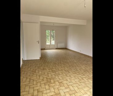 Location Maison 4 pièces 81 m² Vatan - Photo 3