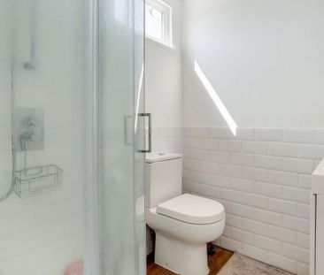 Room in a Shared House, Scawen Road, SE8 - Photo 6