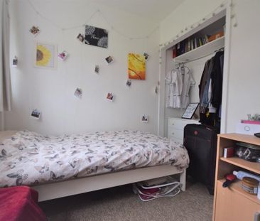 4 bedroom townhouse to rent - Photo 1