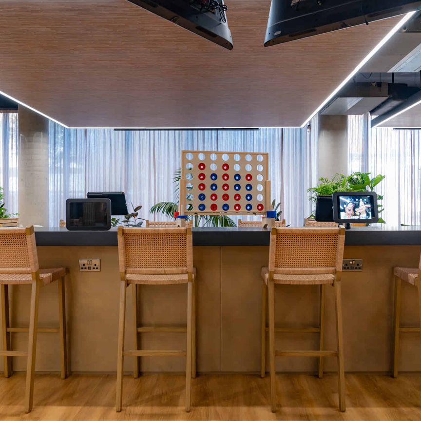 3 Bed Apartment - Photo 1