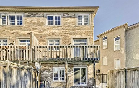 For Lease - 38 Burgon Place, Aurora, Ontario - Photo 3