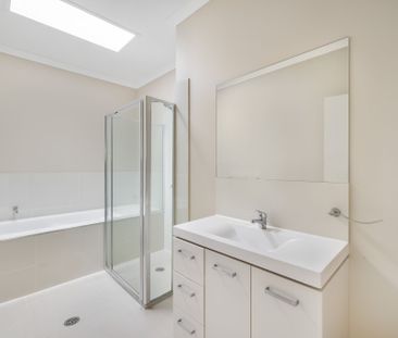 104 Narden Street, Crace ACT 2911 - House For Rent | Domain - Photo 6