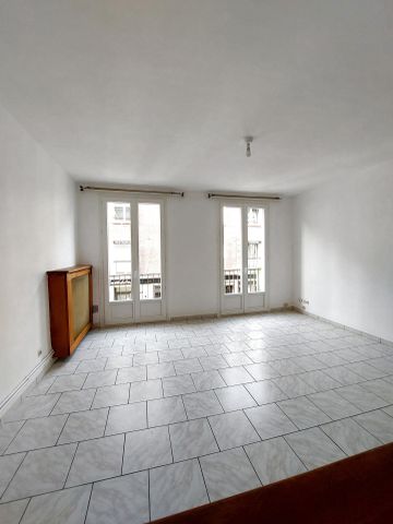 Location Appartement 2 pièces 47m² BEAUVAIS 60000 - Photo 3