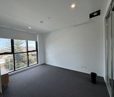 302C/1A Whitehall Street, FOOTSCRAY - Photo 5