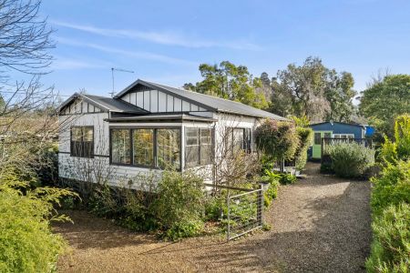 7 Stanbridge Street, Daylesford. - Photo 3