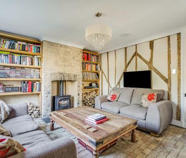 4 bedroom detached house to rent - Photo 1