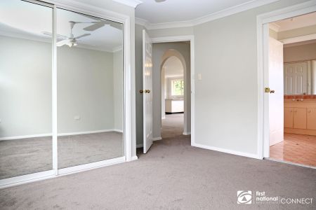 Low Maintenance and Convenient Location - Photo 5