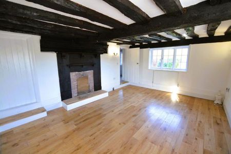 3 bedroom detached house to rent - Photo 2