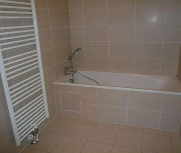 Location Appartement 2 pièces 38m² - Photo 2