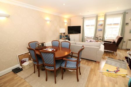 2 bedroom apartment to rent - Photo 2