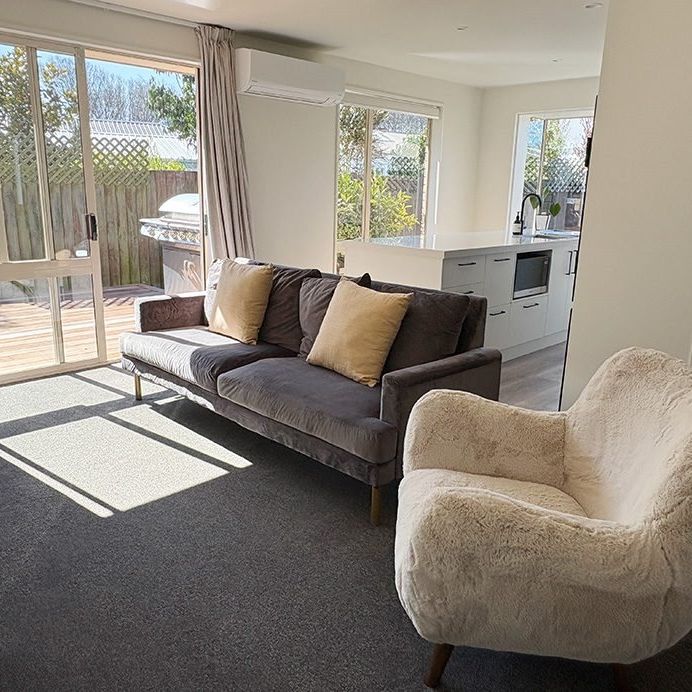 39B Nicholls St | $625 weekly - Photo 1