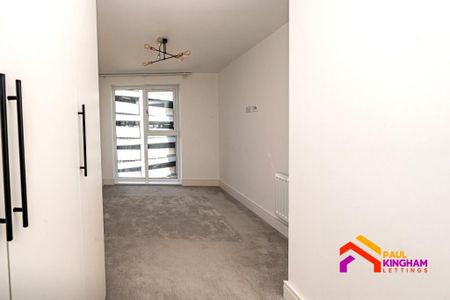 1 bedroom flat to rent - Photo 4