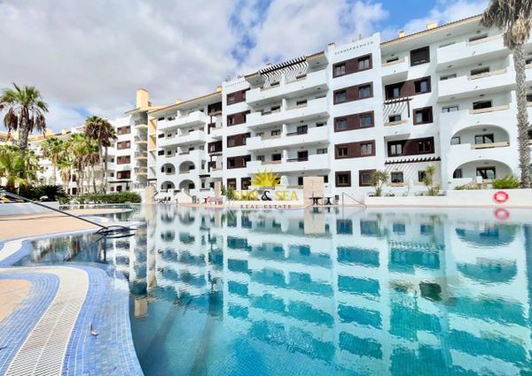 TWO-BEDROOM PENTHOUSE - LOS ALCÁZARES