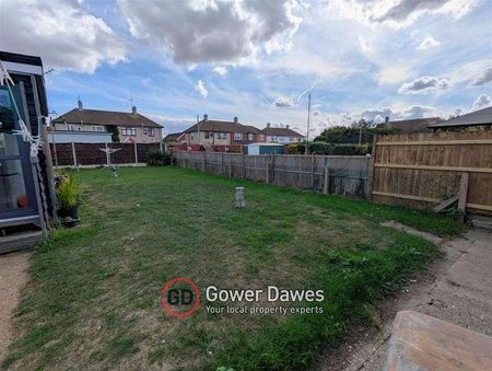 Fanshawe Road, Orsett Heath, RM16 - Photo 2